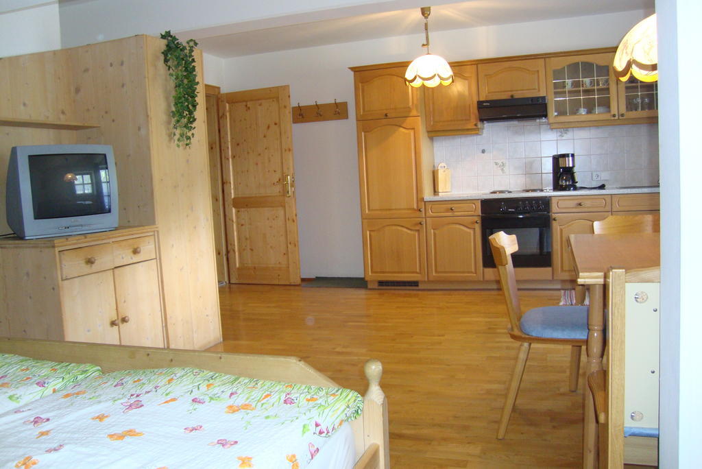 Schachengut Villa Bad Gastein Room photo