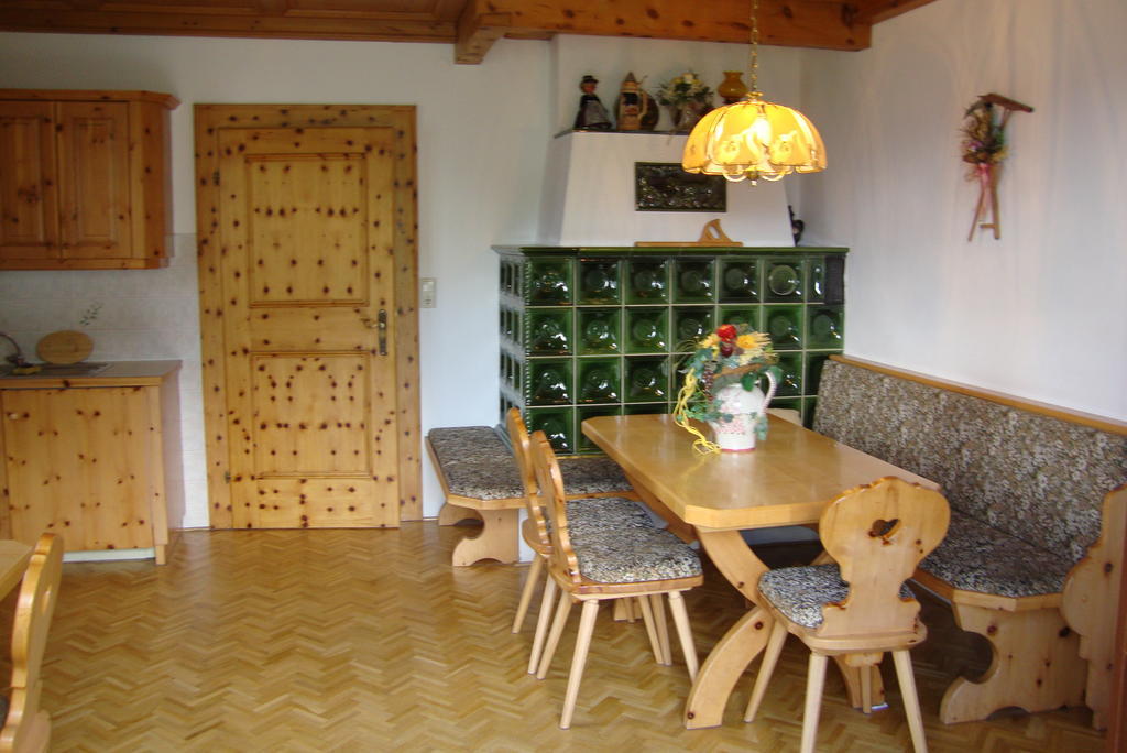 Schachengut Villa Bad Gastein Room photo
