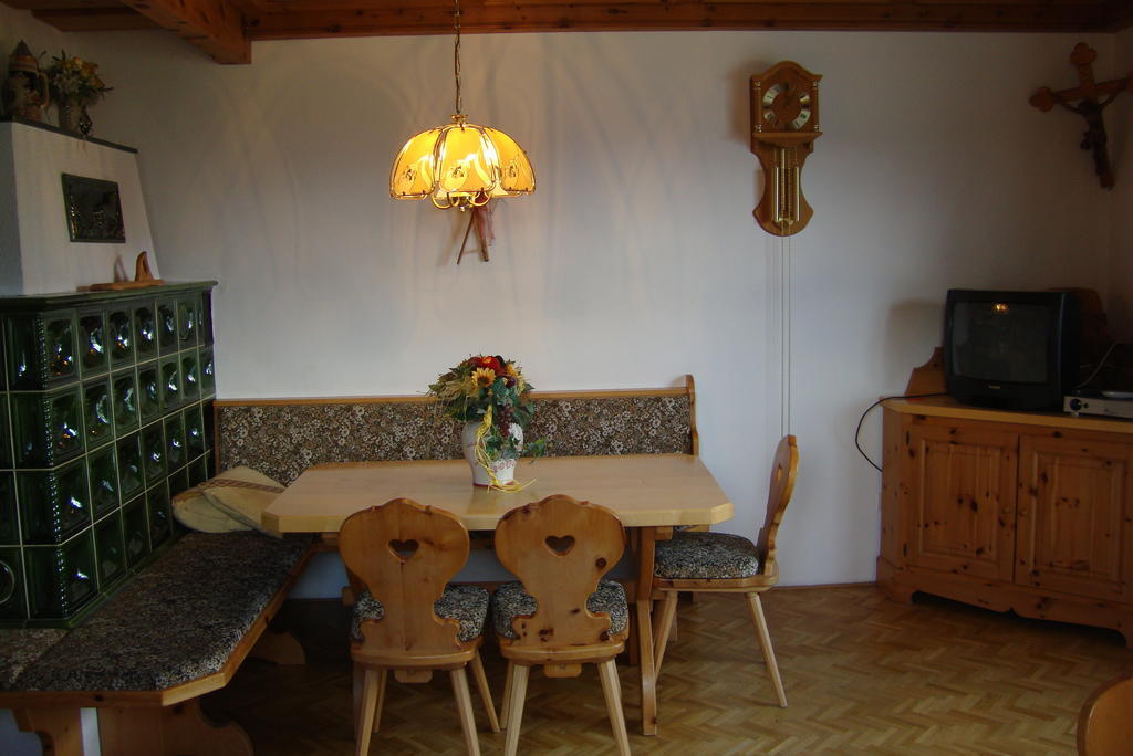 Schachengut Villa Bad Gastein Room photo